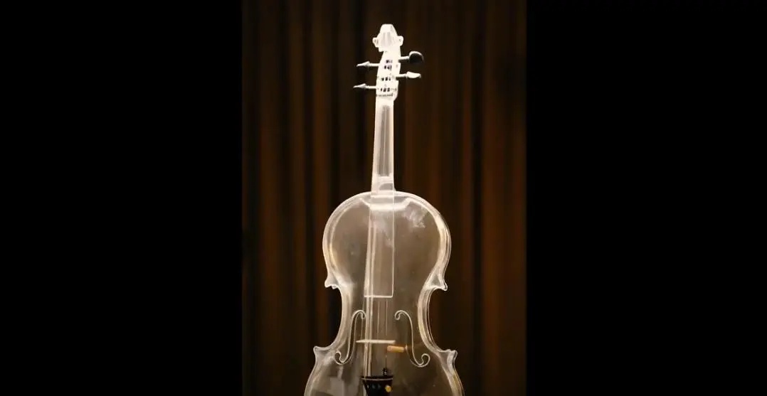 3D printed Stradivari made violin - Betts