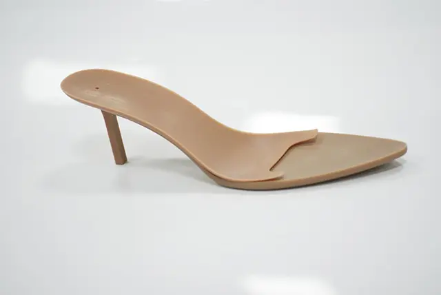 3D_printed_shoe_sole_wooden_mold.png.webp 3D_printed_shoe_sole_wooden_mold.png.webp