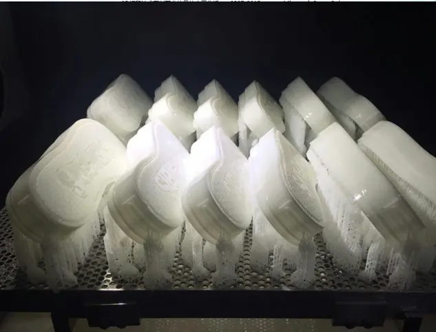 UnionTech_industrial-grade_3D_printer_in_the_field_of_footwear_applications.png.webp