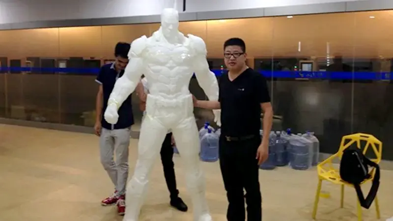 UnionTech_a_large-scale_mech_warrior_more_than_2_meters_high.png.webp